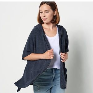 Barefoot Dreams Cozychic Ultra Lite Zip Up Poncho